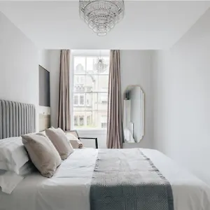 The Portland - Georgian Building With Parking Bath